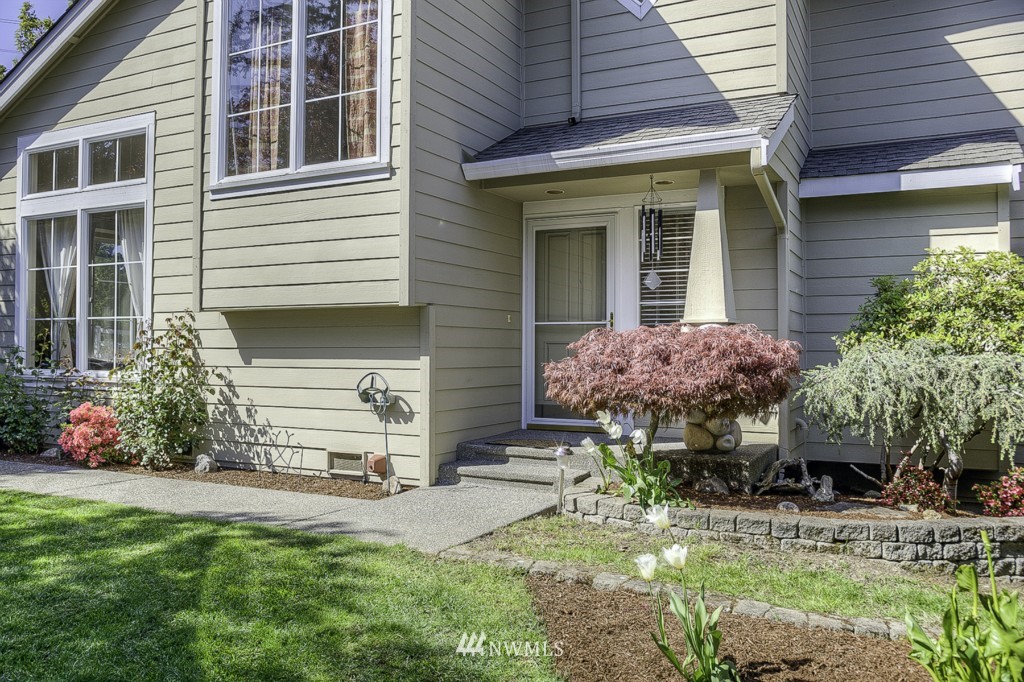 20111 Bartlett Road Bothell, WA 98012 - Photo 3 of 23