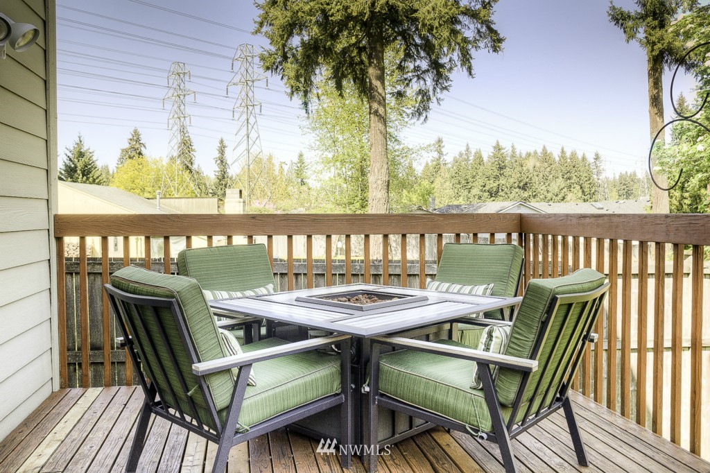 20111 Bartlett Road Bothell, WA 98012 - Photo 21 of 23