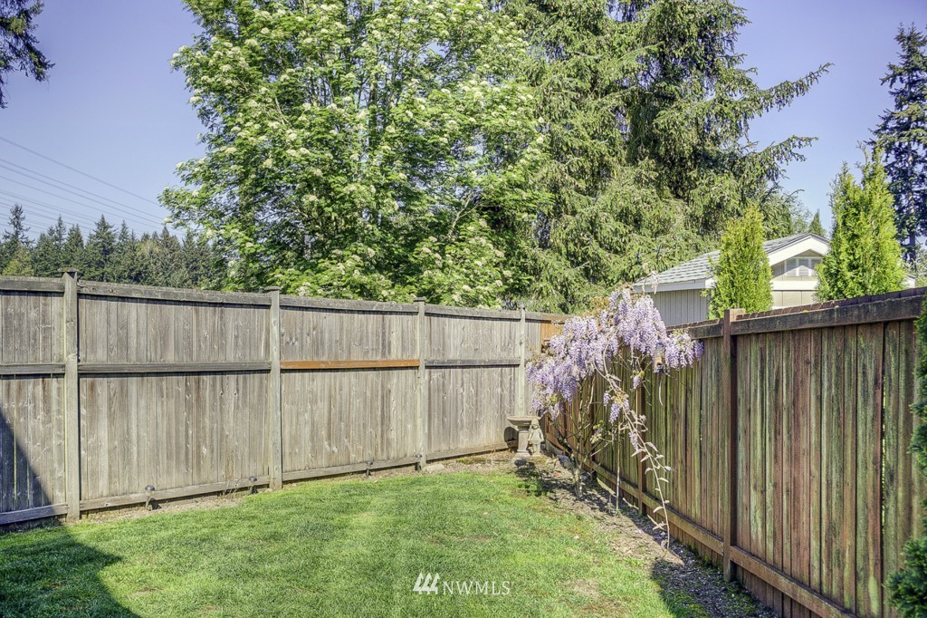 20111 Bartlett Road Bothell, WA 98012 - Photo 22 of 23