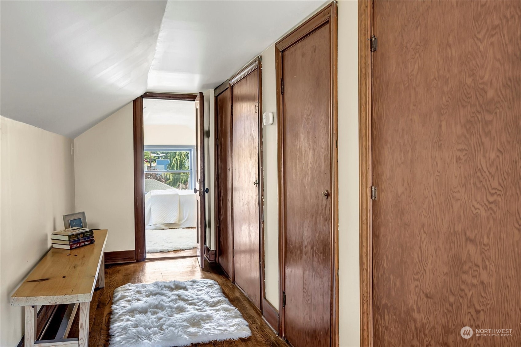 5051 40th Avenue Southwest Seattle, WA 98136 - Photo 26 of 40 a very nice looking room with a large window