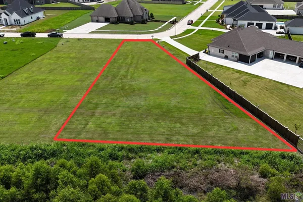 $90,000 | 353 Independence Drive, Houma, LA 70360