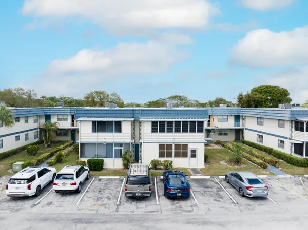 $1,700 | 233 Brittany F, Unit 233, Delray Beach, FL 33446