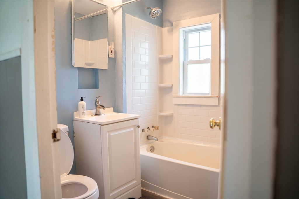 2471 Chestnut Street Dighton, MA 02764 - Photo 16 of 20