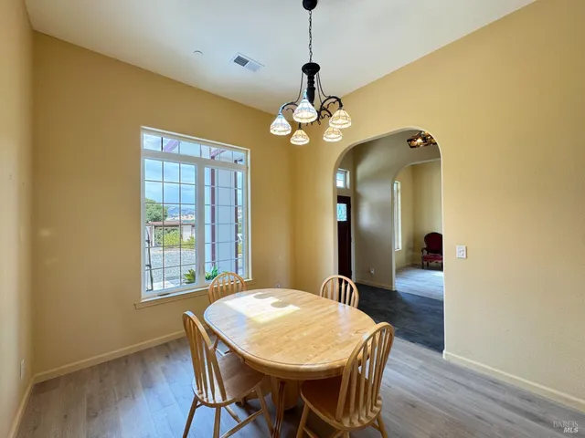 $1,080,975 | 1910 Foothill Drive, Redwood Valley, CA 95470