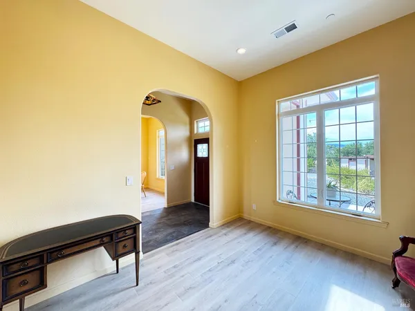 $989,000 | 1910 Foothill Drive, Redwood Valley, CA 95470