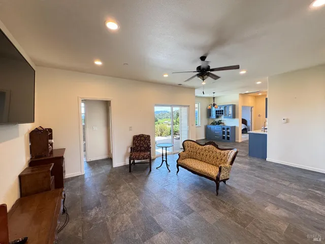 $1,080,975 | 1910 Foothill Drive, Redwood Valley, CA 95470