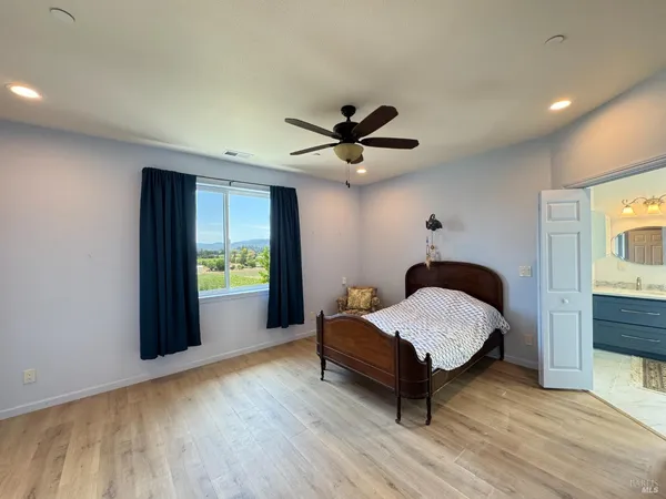 $989,000 | 1910 Foothill Drive, Redwood Valley, CA 95470