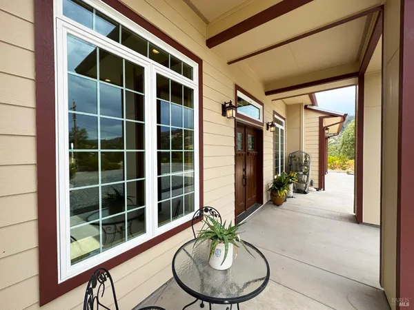 $989,000 | 1910 Foothill Drive, Redwood Valley, CA 95470