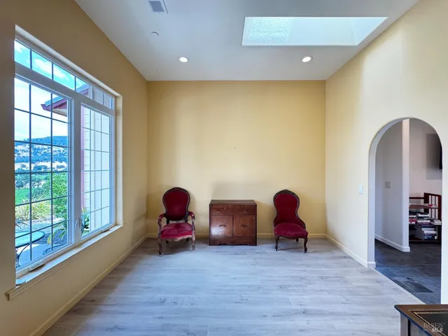 $1,080,975 | 1910 Foothill Drive, Redwood Valley, CA 95470