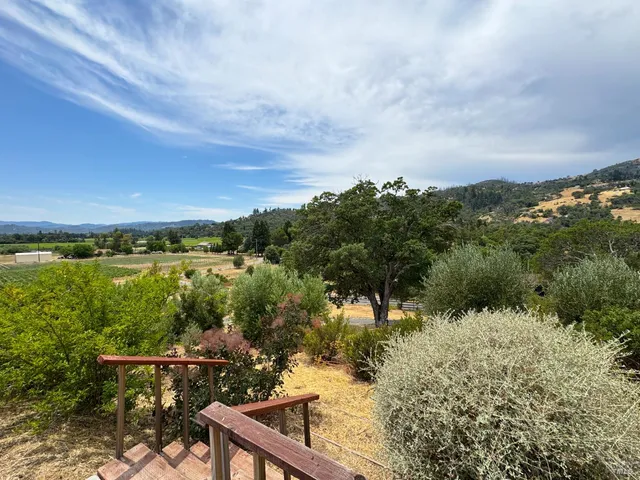$1,080,975 | 1910 Foothill Drive, Redwood Valley, CA 95470