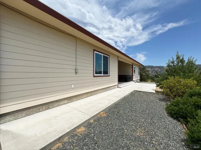 $1,080,975 | 1910 Foothill Drive, Redwood Valley, CA 95470