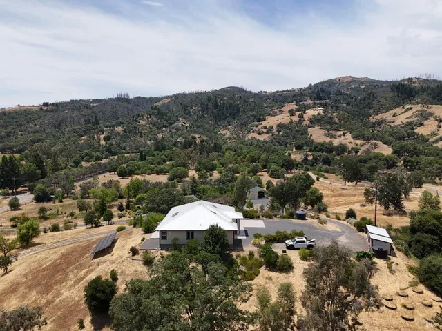 $1,080,975 | 1910 Foothill Drive, Redwood Valley, CA 95470