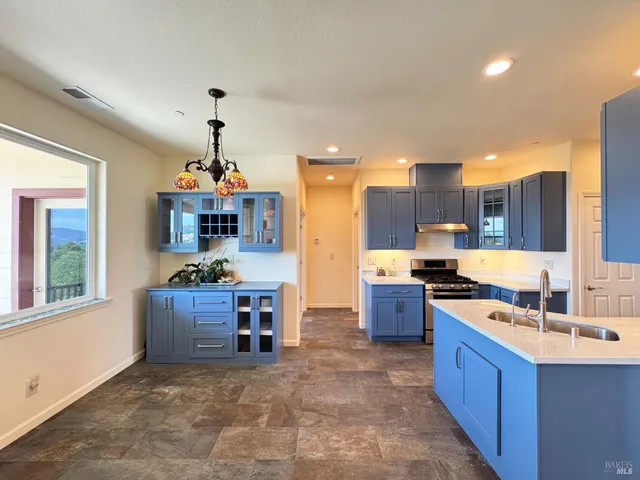 $1,080,975 | 1910 Foothill Drive, Redwood Valley, CA 95470