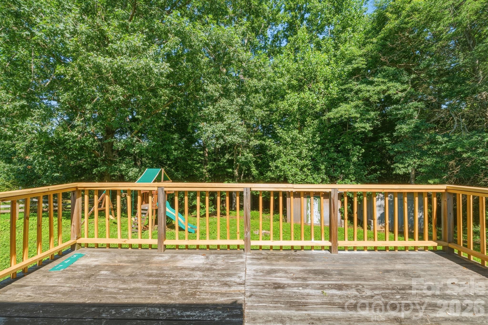 547 Pea Ridge Street Morganton, NC 28655 - Photo 6 of 36