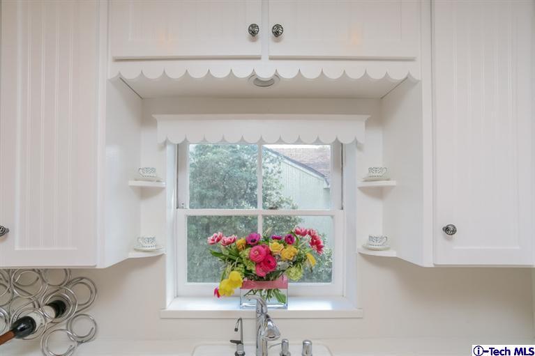 2221 Brigden Road Pasadena, CA 91104 - Photo 12 of 16 a front view of a house