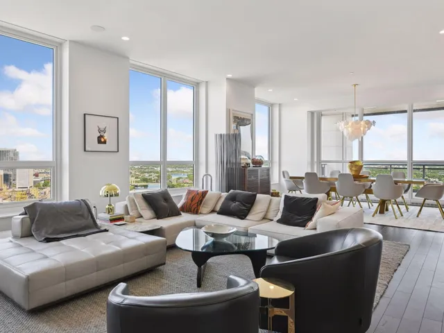 $3,895,000 | 1111 West River Parkway, Unit 33A, Minneapolis, MN 55415