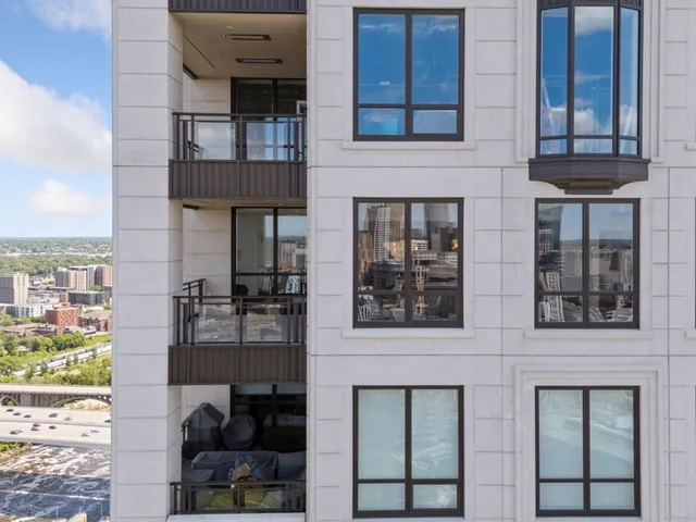 $3,895,000 | 1111 West River Parkway, Unit 33A, Minneapolis, MN 55415