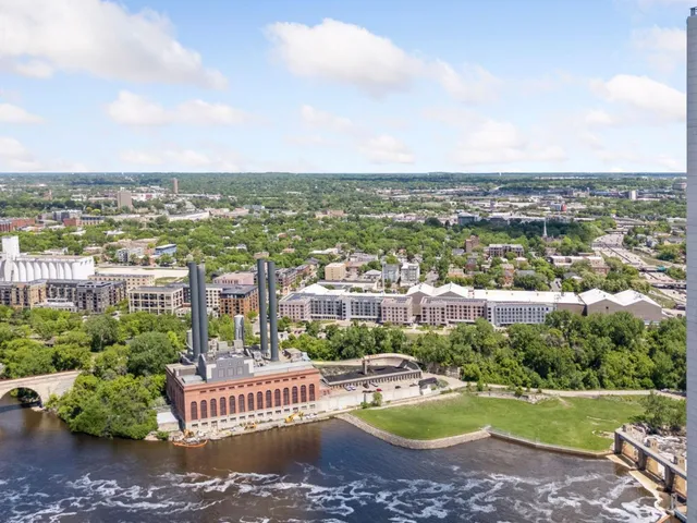 $3,895,000 | 1111 West River Parkway, Unit 33A, Minneapolis, MN 55415