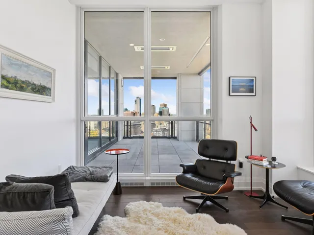 $3,895,000 | 1111 West River Parkway, Unit 33A, Minneapolis, MN 55415