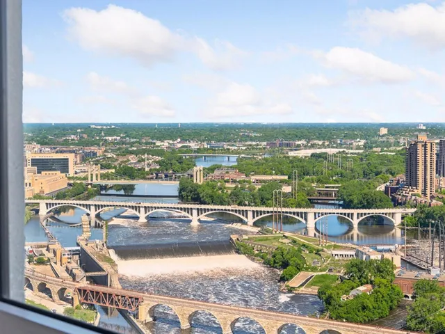 $3,895,000 | 1111 West River Parkway, Unit 33A, Minneapolis, MN 55415