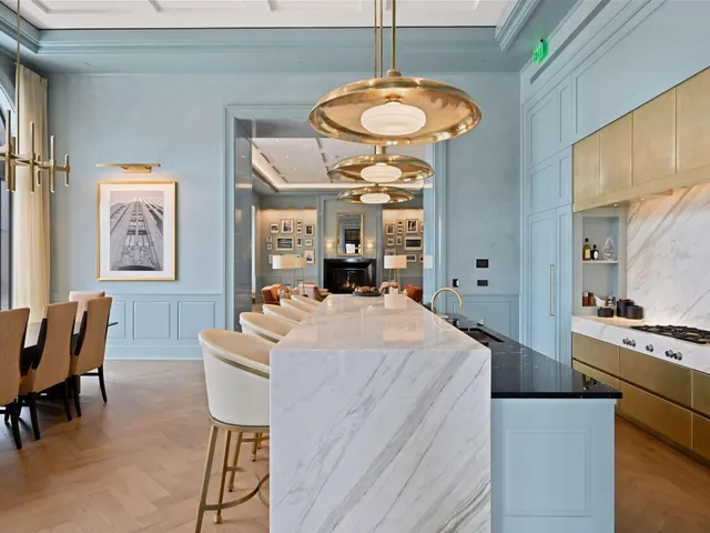 $3,895,000 | 1111 West River Parkway, Unit 33A, Minneapolis, MN 55415