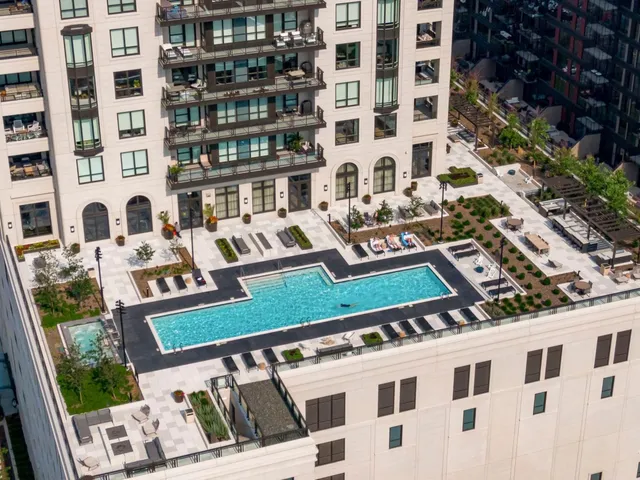 $3,895,000 | 1111 West River Parkway, Unit 33A, Minneapolis, MN 55415