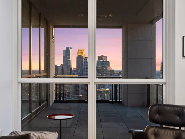 $3,895,000 | 1111 West River Parkway, Unit 33A, Minneapolis, MN 55415