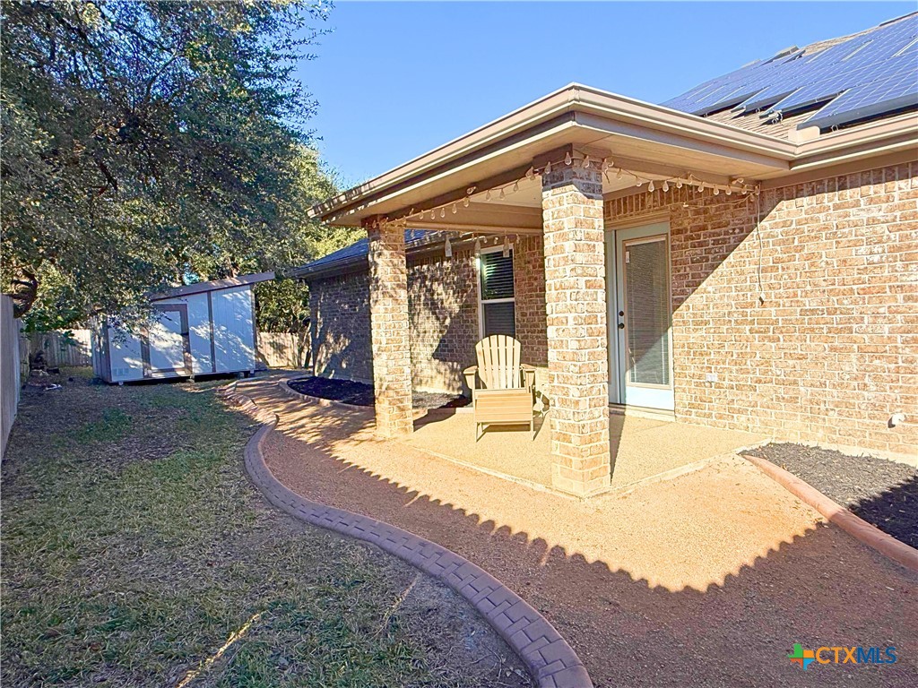 6207 Sulfur Spring Drive Killeen, TX 76542 - Photo 26 of 27 Master bedroom private patio
