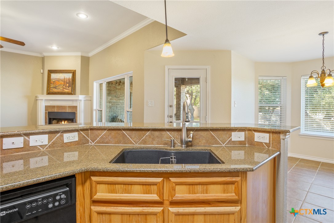 6207 Sulfur Spring Drive Killeen, TX 76542 - Photo 9 of 27 Open concept