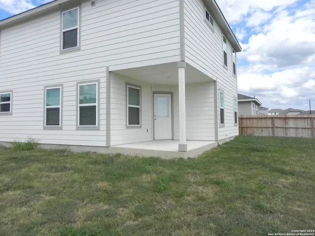 $1,800 | 9506 Ranch Loop, San Antonio, TX 78254