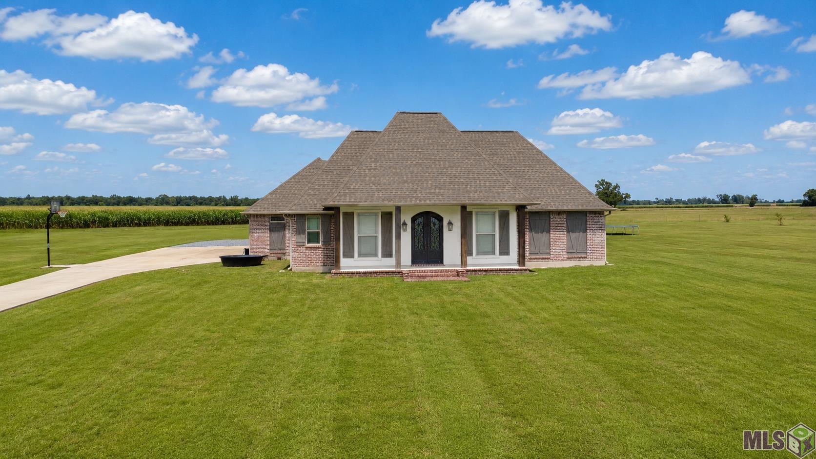 1836 Maringouin Road East Maringouin, LA 70757 - Photo 1 of 34 Gallery Image 1