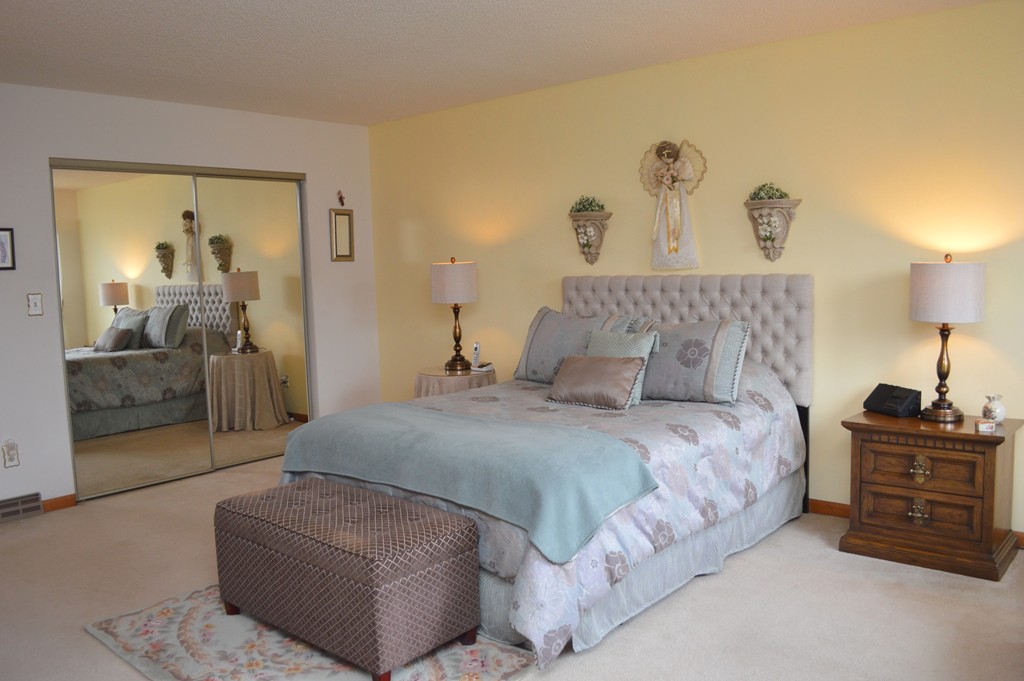 8 Castle Hills Road, Unit D Agawam, MA 01001 - Photo 13 of 30 Gallery Image 13