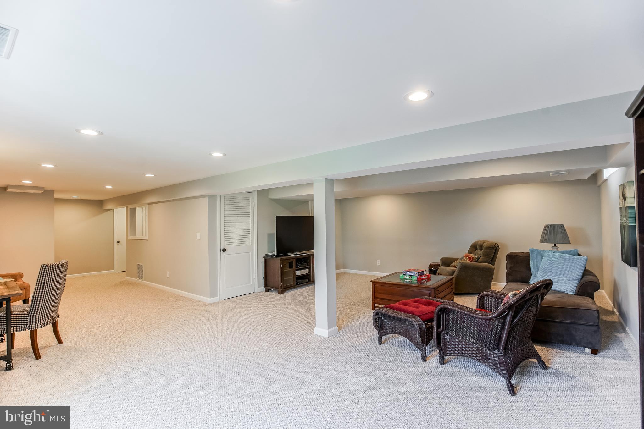 11107 Old Coach Road Potomac, MD 20854 - Photo 21 of 29 Gallery Image 21