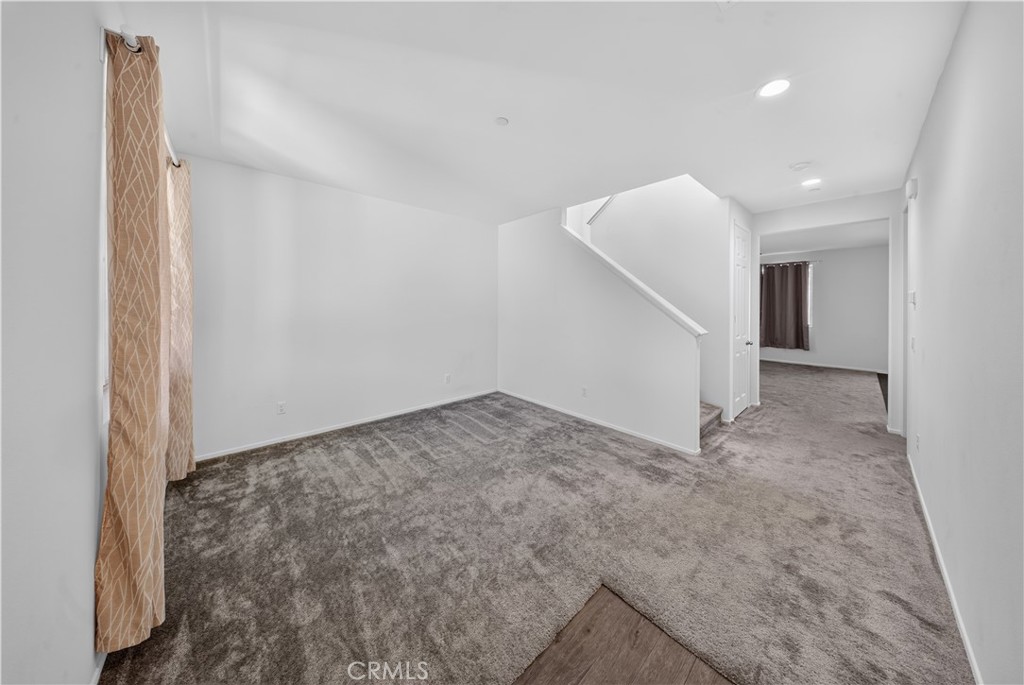560 East Vodden Street Rialto, CA 92376 - Photo 35 of 59