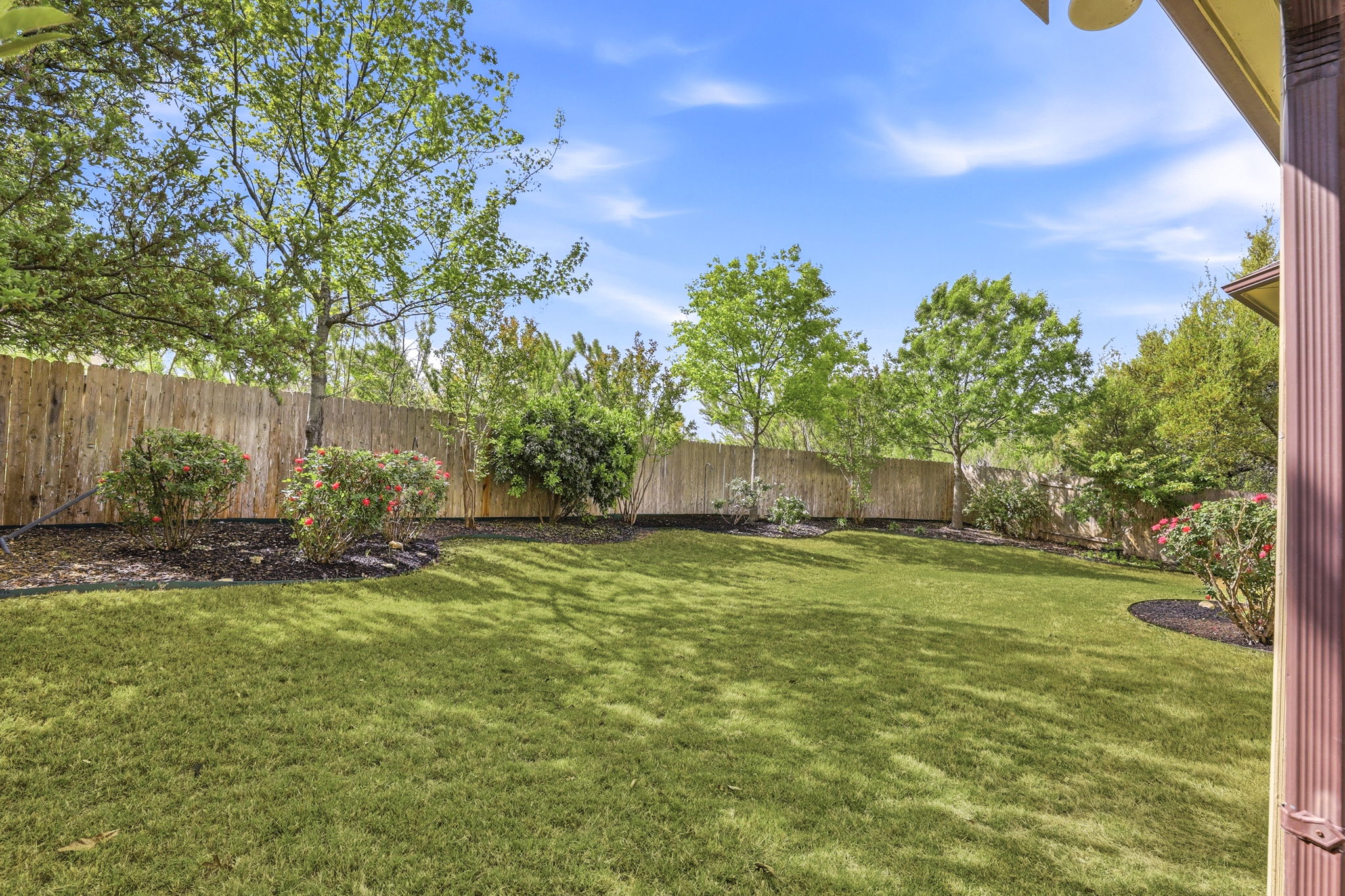152 Stone View Trail Austin, TX 78737 - Photo 26 of 29 a backyard of a house
