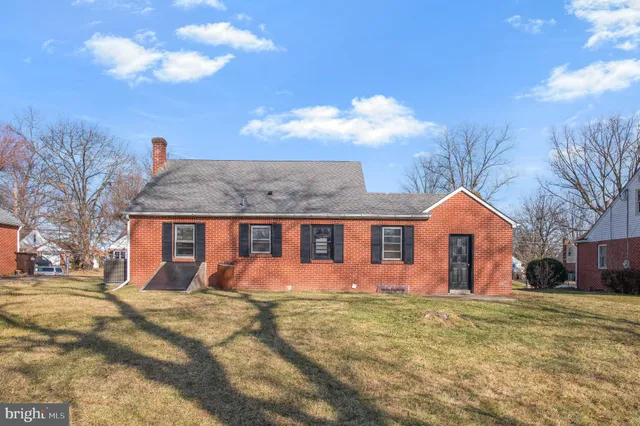 $359,900 | 2724 Beech Street, Hatfield, PA 19440