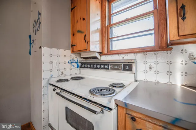 $359,900 | 2724 Beech Street, Hatfield, PA 19440