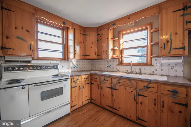 $359,900 | 2724 Beech Street, Hatfield, PA 19440