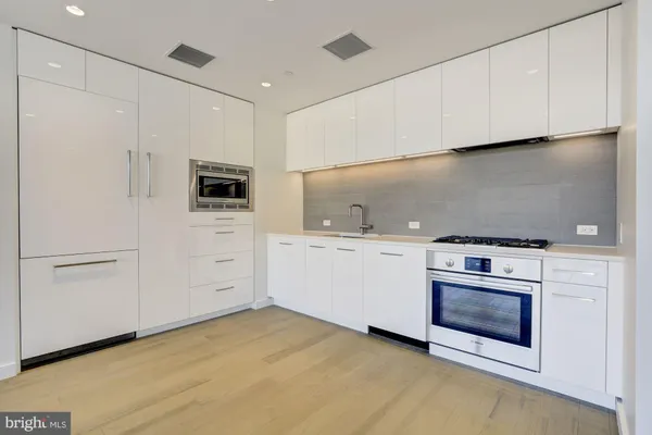 $6,000 | 1111 24th Street Northwest, Unit 87, Washington, DC 20037