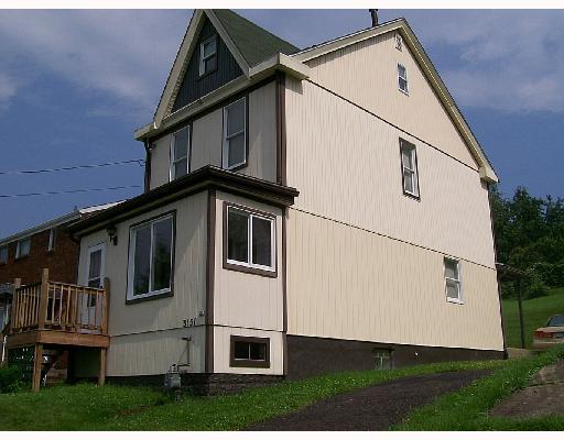 3151 McRoberts Road Castle Shannon, PA 15234 - Photo 2 of 8 Exterior Front.
