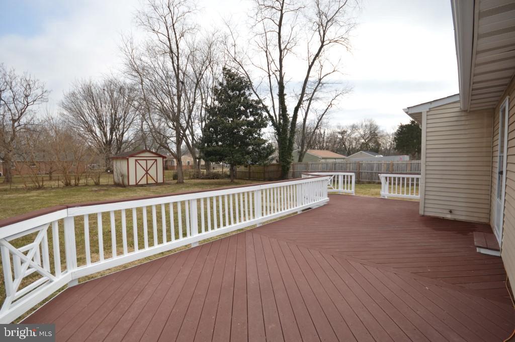 10299 Abbott Road Manassas, VA 20110 - Photo 18 of 22 Deck