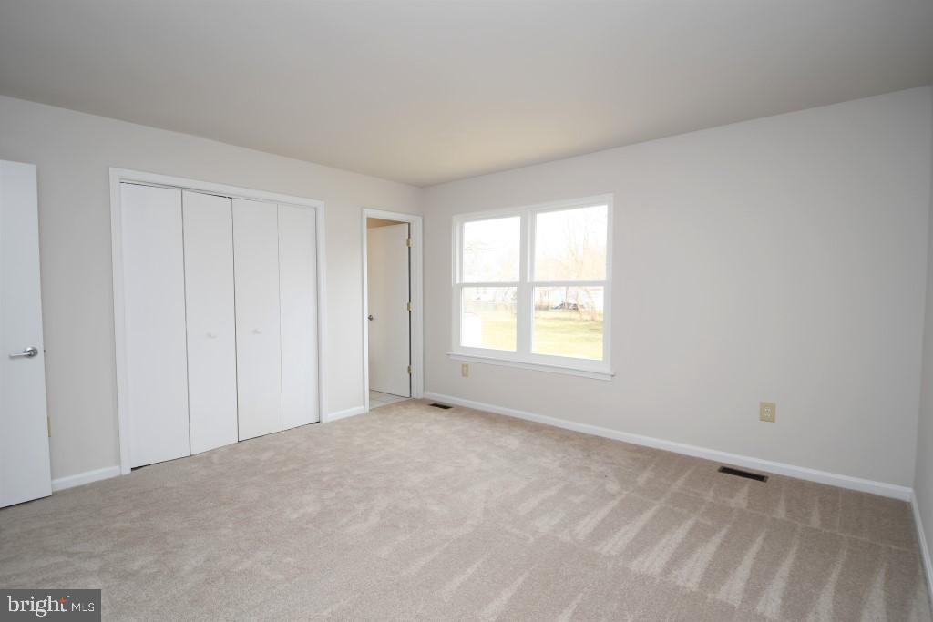 10299 Abbott Road Manassas, VA 20110 - Photo 9 of 22 Master Bedroom