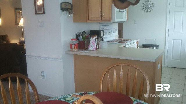 8451 Kendall Court Mobile, AL 36695 - Photo 14 of 33 Plenty of counterspace.