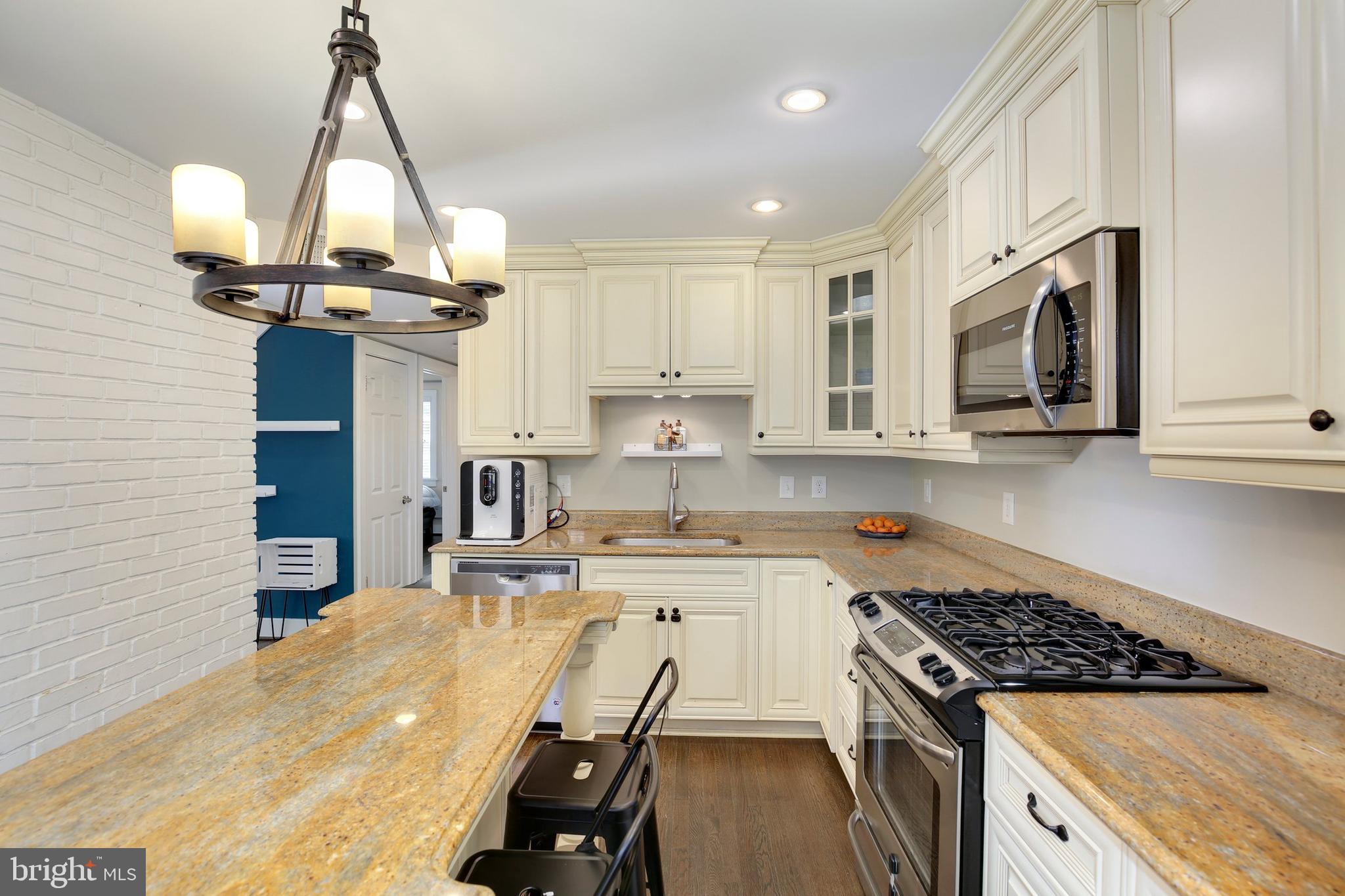 2203 Luzerne Avenue Silver Spring, MD 20910 - Photo 12 of 30 Gallery Image 12