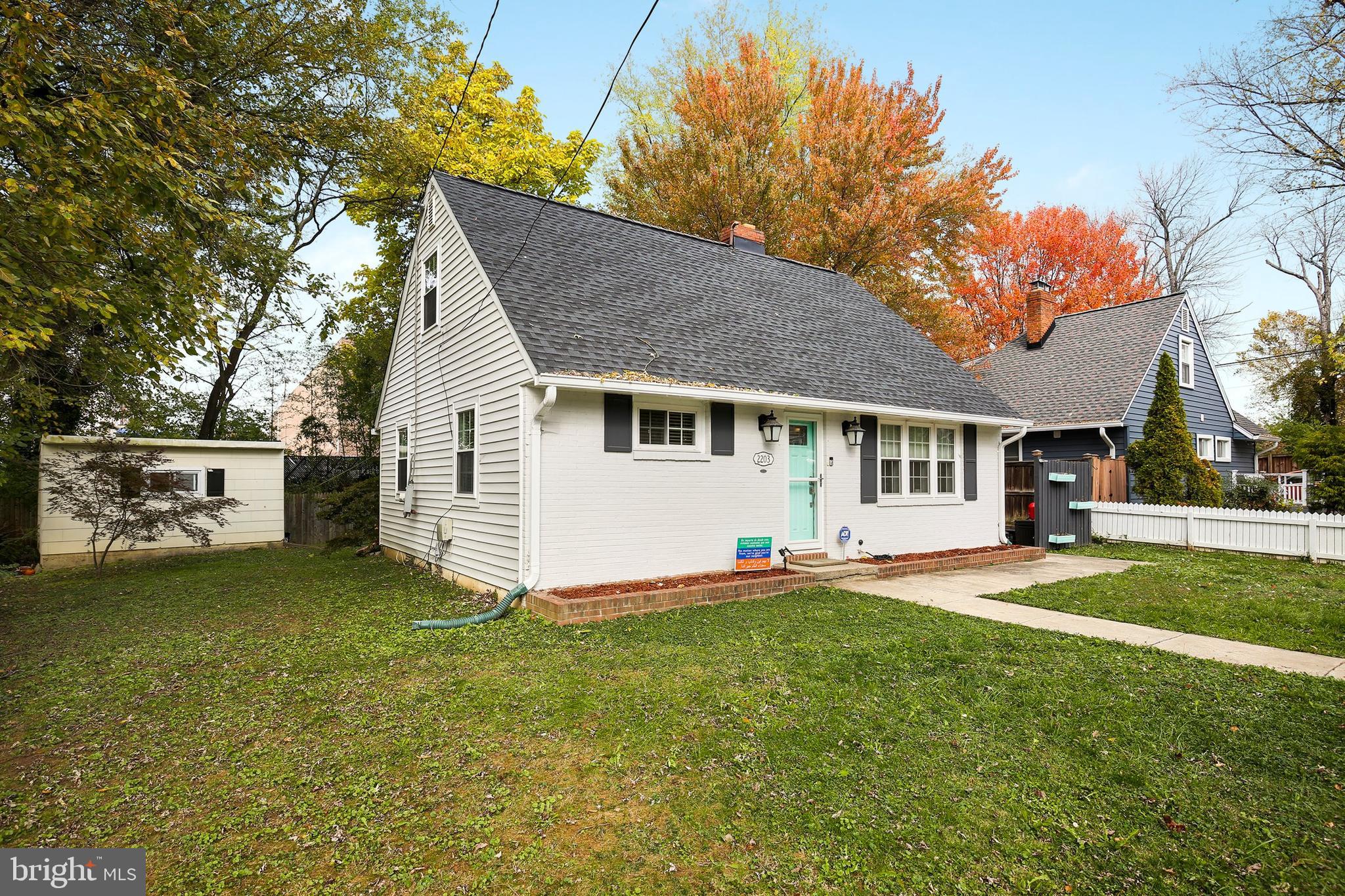 2203 Luzerne Avenue Silver Spring, MD 20910 - Photo 3 of 30 Gallery Image 3