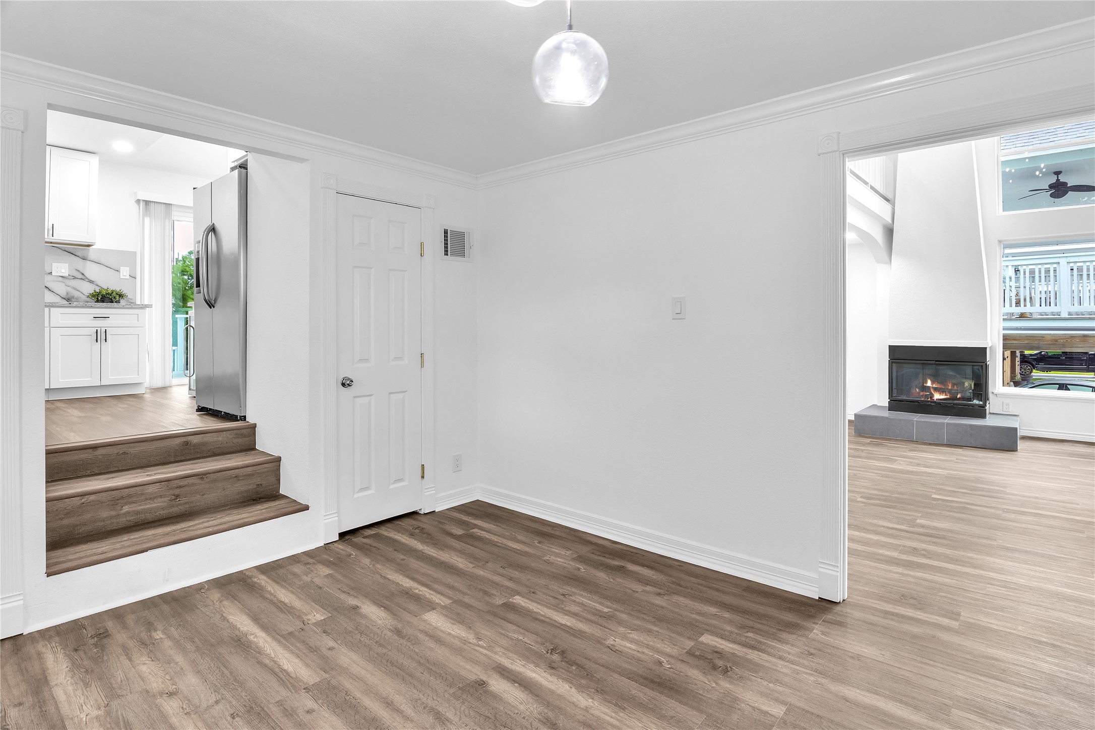 1031 15th Street Dickinson, TX 77539 - Photo 16 of 50 EXTRA ROOM (Third bedroom)