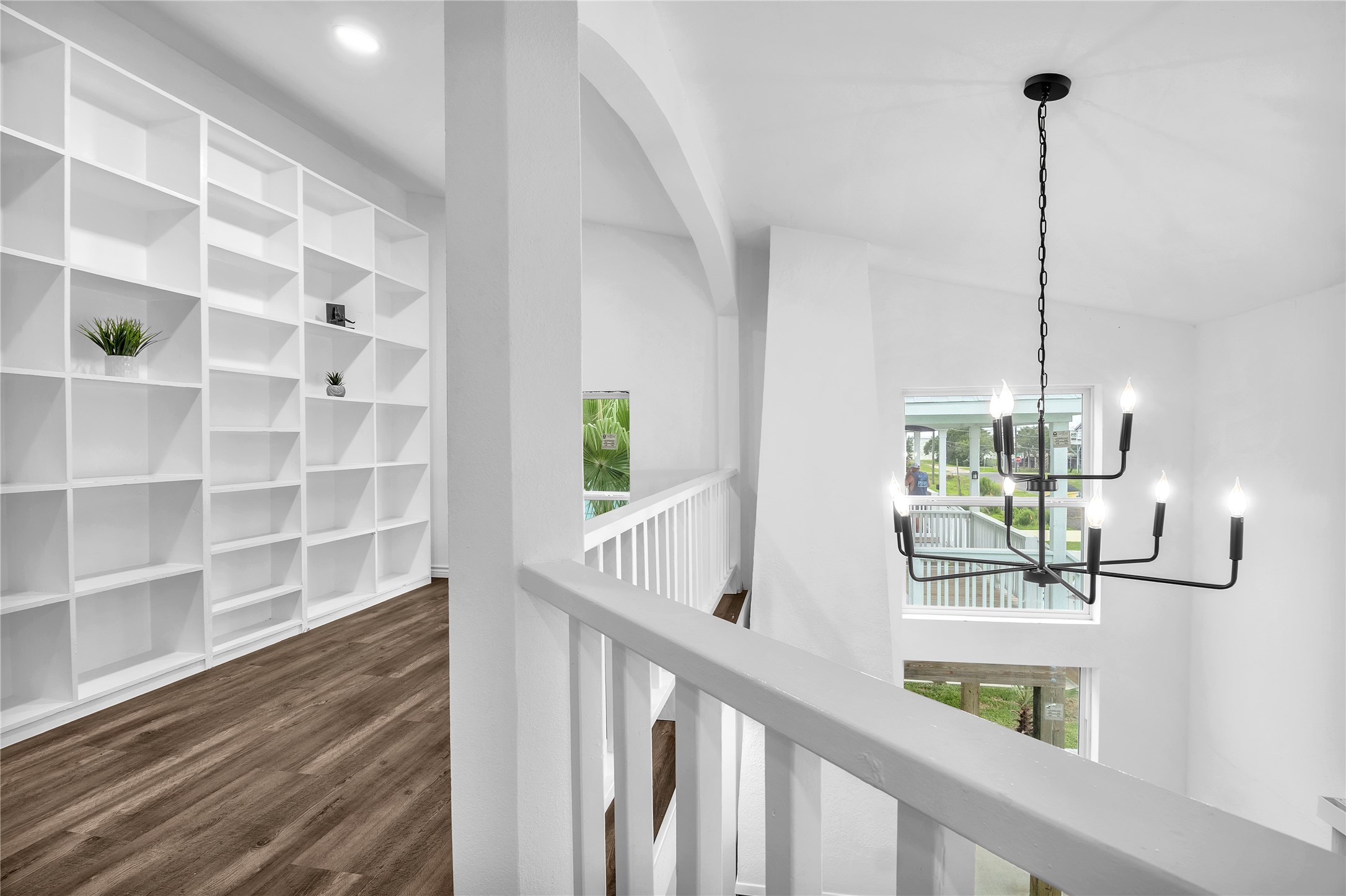 1031 15th Street Dickinson, TX 77539 - Photo 25 of 50 Upstairs loft / office / library..