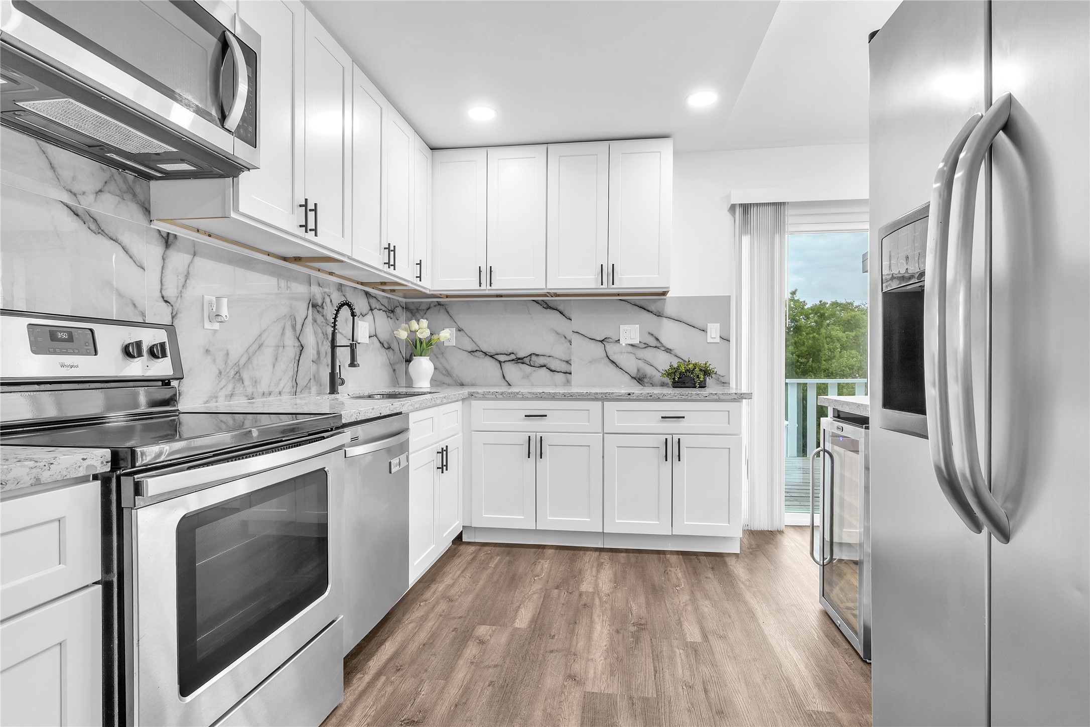 1031 15th Street Dickinson, TX 77539 - Photo 8 of 50 Refrigerator is included