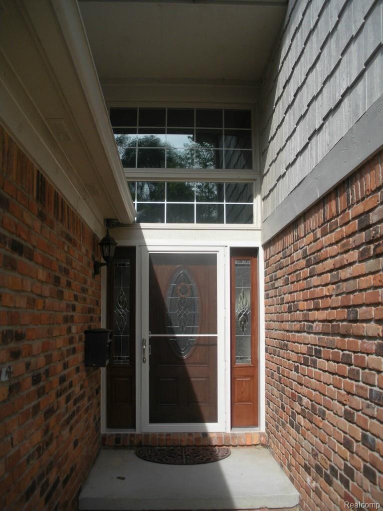 970 Trombley Road Grosse Pointe, MI 48230 - Photo 25 of 30 DSCN8971.jpg