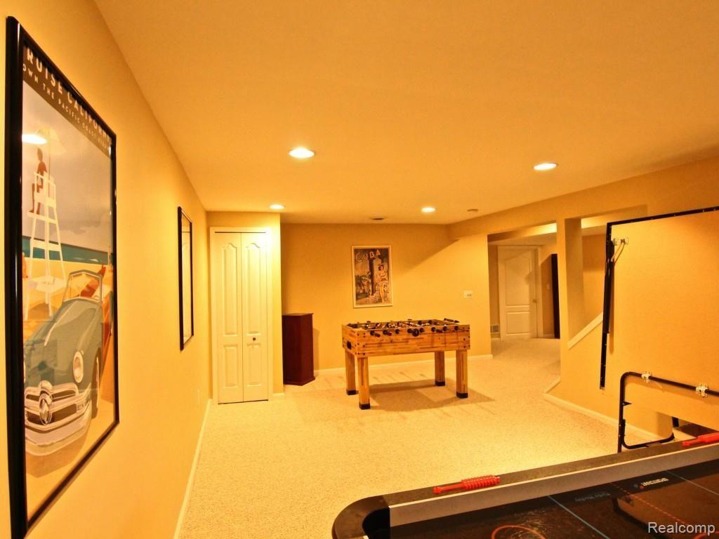 430 Wedington Court Rochester, MI 48307 - Photo 65 of 76 IMG_1193.jpg